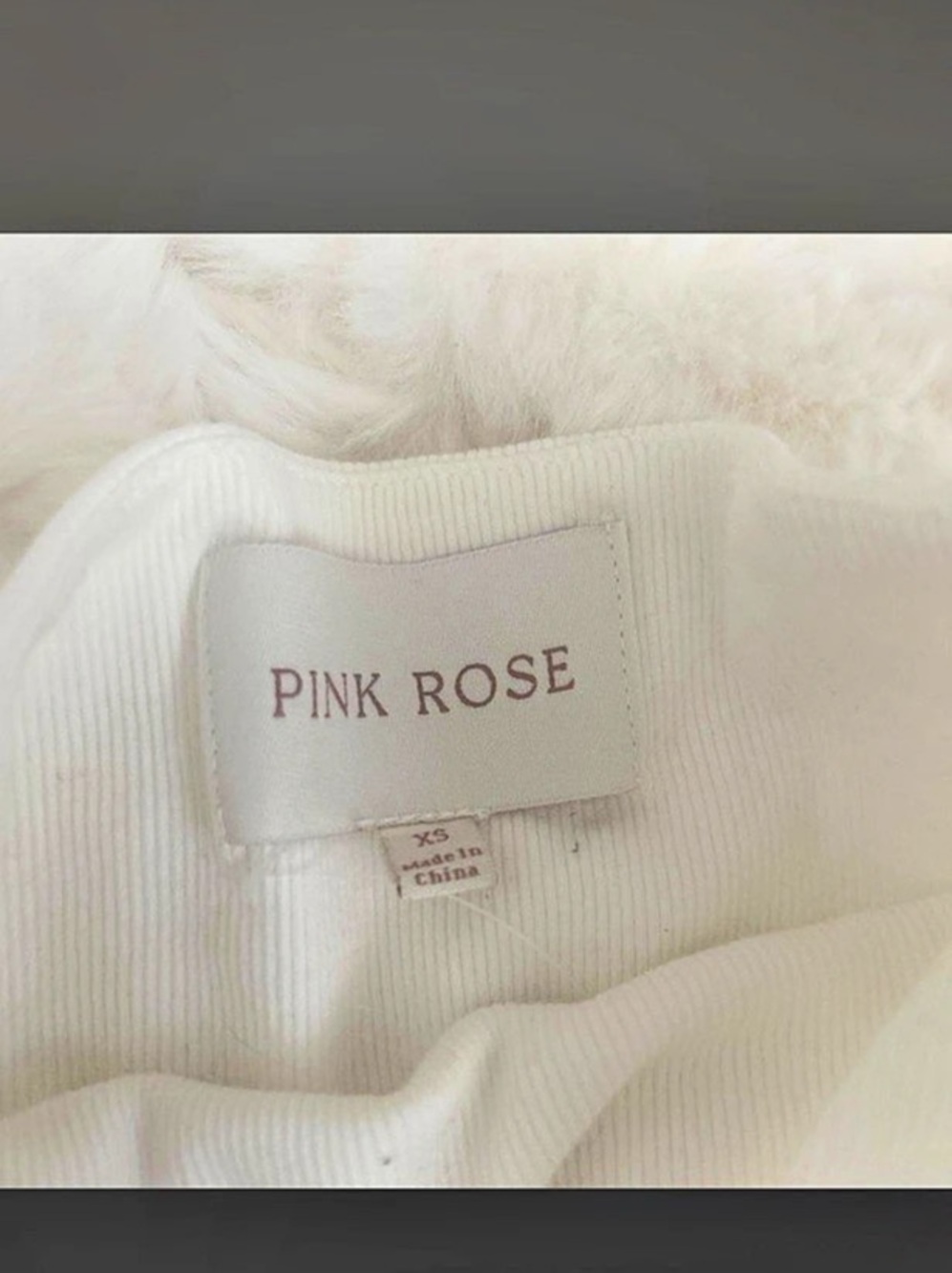 Pink Rose Ribbed Tank Top in White Like New - Picture 2 of 2
